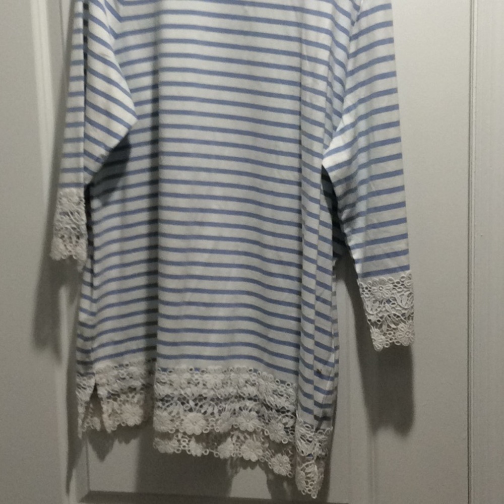 Stripped top